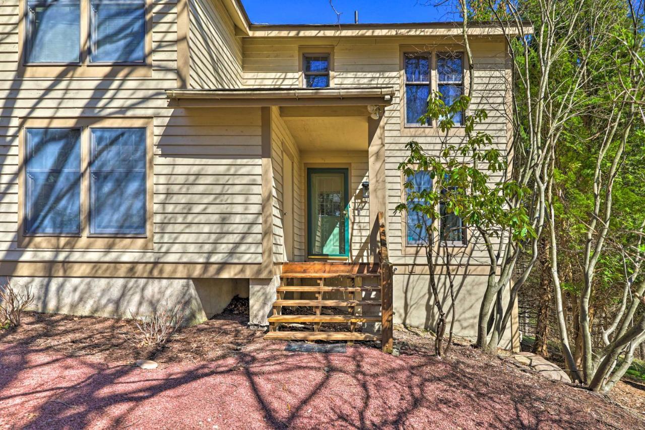 Pocono Retreat, 1 Mi To State Park And Ski Access! Tannersville Exterior foto