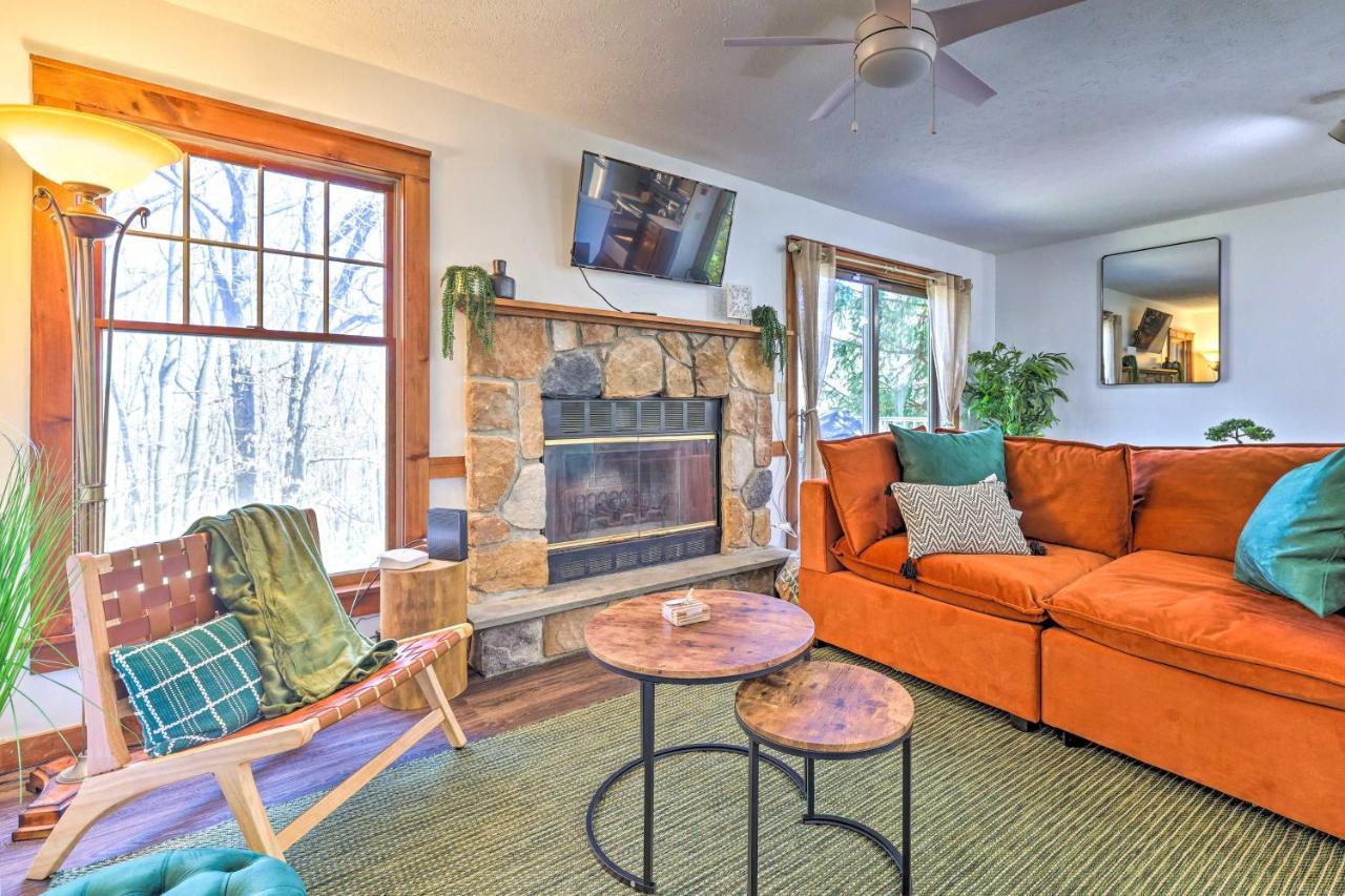 Pocono Retreat, 1 Mi To State Park And Ski Access! Tannersville Exterior foto