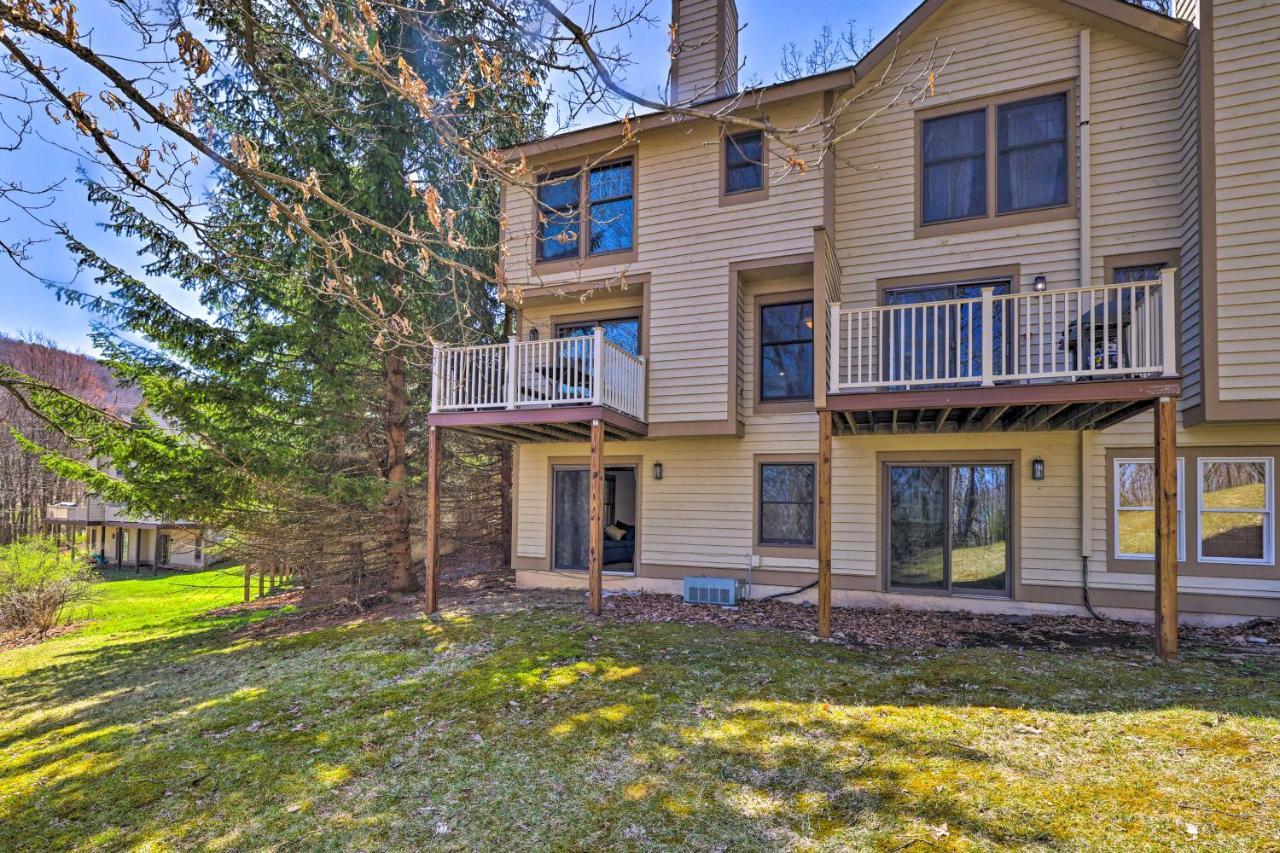 Pocono Retreat, 1 Mi To State Park And Ski Access! Tannersville Exterior foto